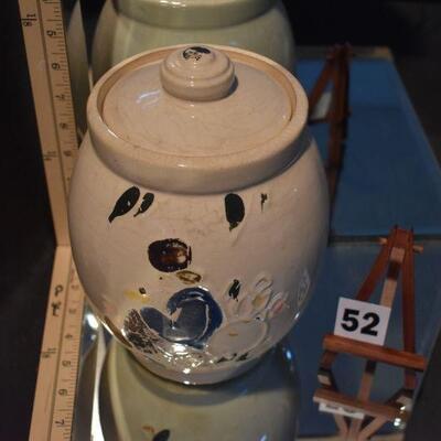 McCoy Dutchman Cookie Jar w/Lid  