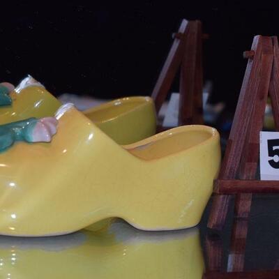 1947 McCoy Dutch Box Shoe Planter - Yellow