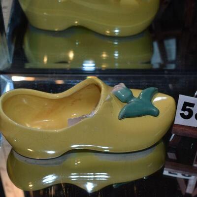 1947 McCoy Dutch Box She Planter - Yellow 