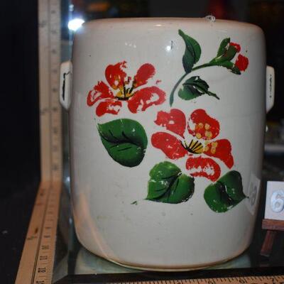 1946 McCoy Cylinder Red Poppies 