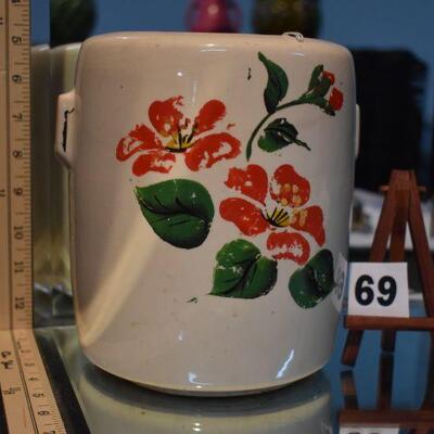 1946 McCoy Cylinder Red Poppies 