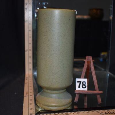 1941 McCoy Floraline Footed Vase 