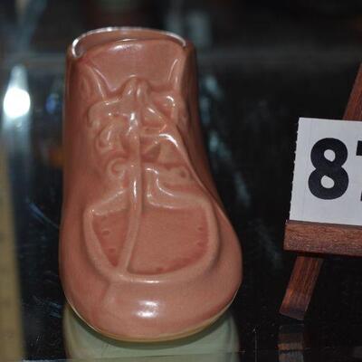 1940 McCoy Mary Jane Shoe Planter - Pink
