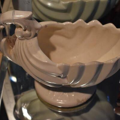 1940 McCoy Ribbed Foot Planter 