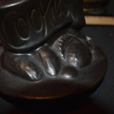 McCoy Barrel Cookie Jar with Lid - Black