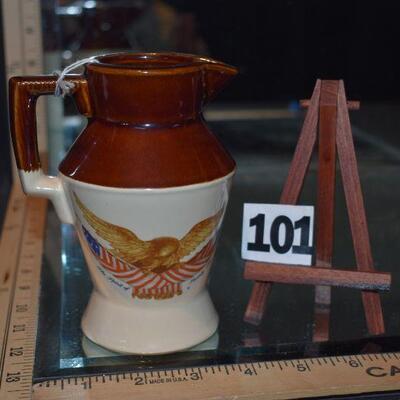 1976 McCoy Spirit of '75 Pitcher 