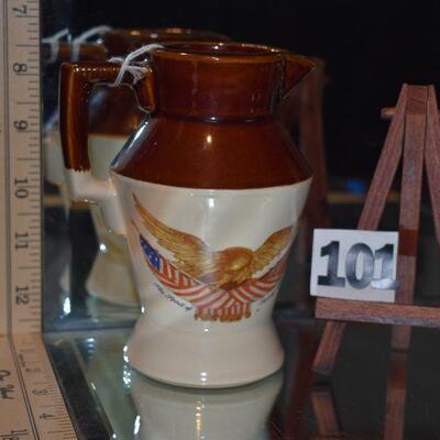 1976 McCoy Spirit of '75 Pitcher 