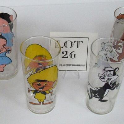 4 Warner Brothers Pepsi Comic Tumblers 1973