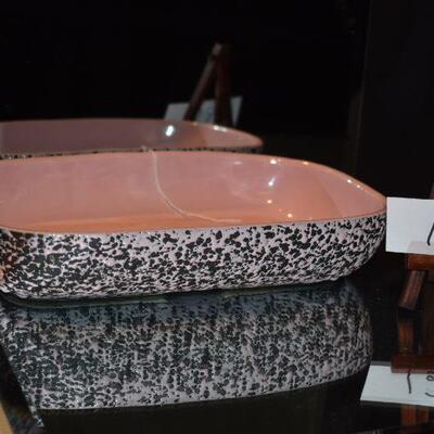 McCoy White Spotted Center-piece Brocade L Line 