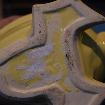 McCoy 1940 Yellow Pelican Planter 