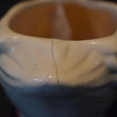 McCoy  1940 Brush Swan Planter