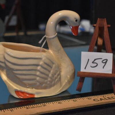 McCoy  1940 Brush Swan Planter