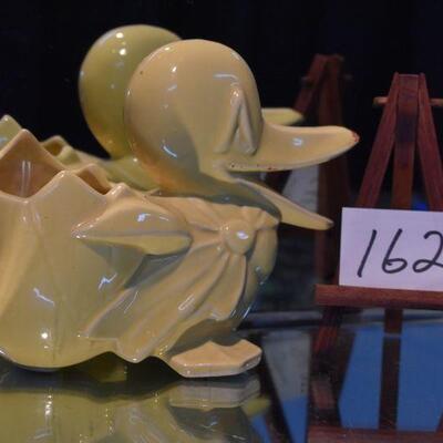 McCoy 1950 Duck & Egg Planter 