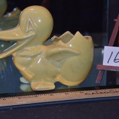 McCoy 1950 Duck & Egg Planter 