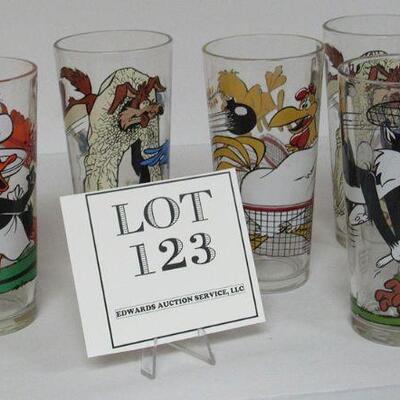Set of 5 Pepsi Cartoon Tumblers 1976 Loony Tunes