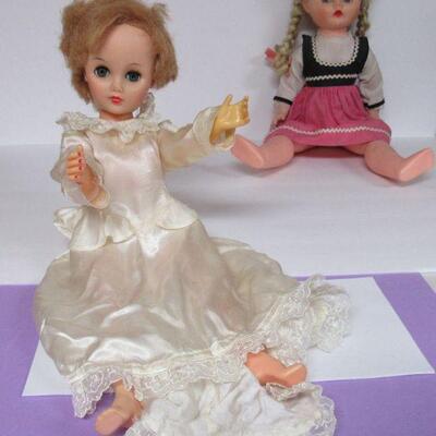 Doll Lot: Barbie Case, Ms Revlon Style Bride Doll, Lg Doll With Braids, Baby Doll and Tiny Doll