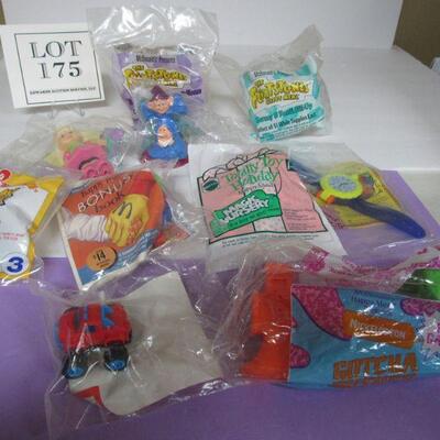 lot of 10 McDonalds Toys