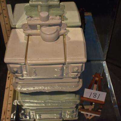 McCoy 1963-69 White Cookie Stove Jar 