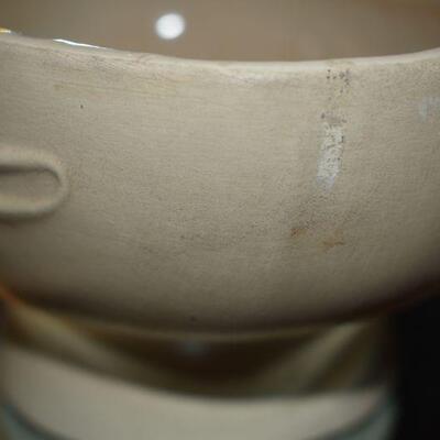 McCoy Floraline Pedestal Oval Planter