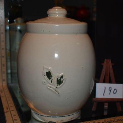 McCoy 1945 Dutchmen Cookie Jar w/Lid 