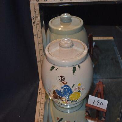 McCoy 1945 Dutchmen Cookie Jar w/Lid 