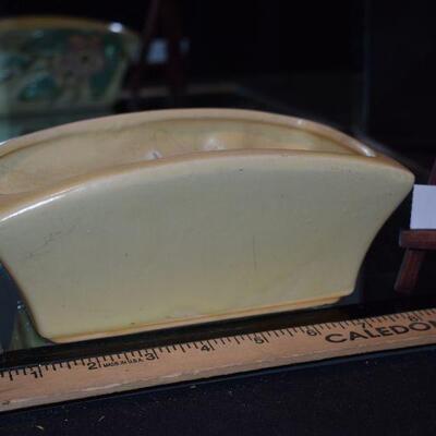 McCoy 1940 Yellow Blossom Time Planter 