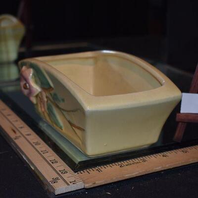 McCoy 1940 Yellow Blossom Time Planter 