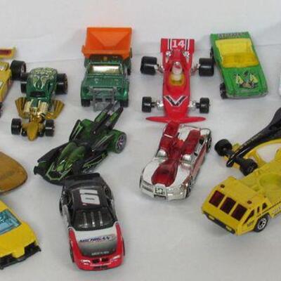 16 Cars, Hotwheels Matchbox
