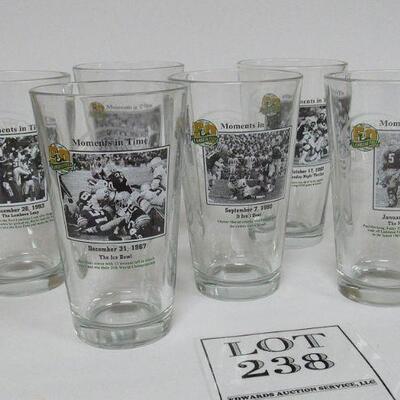 Green Bay Packers Complete Set of 6 Moments In Time Pint Glasses Super Condition