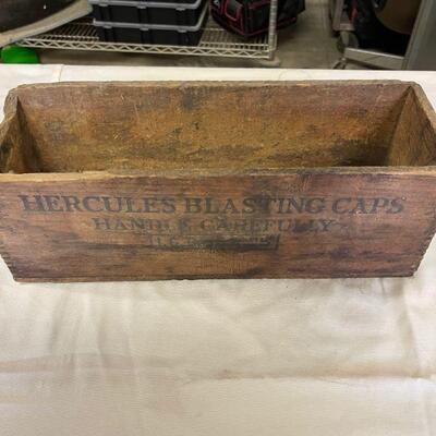 Hercules Blasting Cap wooden crate
