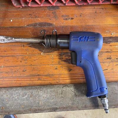 Campbell  Hausfeld air chisel 