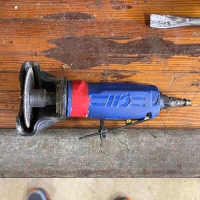Campbell  Hausfeld air powered disk cutter / grinder