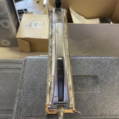 Chicago Pneumatic CP768 sander