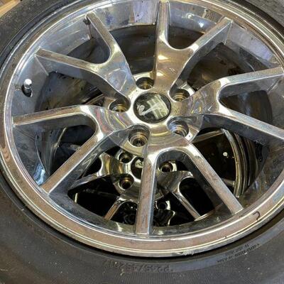 P245/45ZR17 (R6) slicks on Halibrand Cobra Wheels