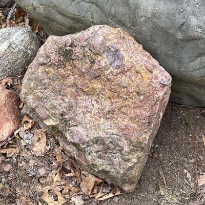 Landscaping Stones / boulder / Rocks (read description)