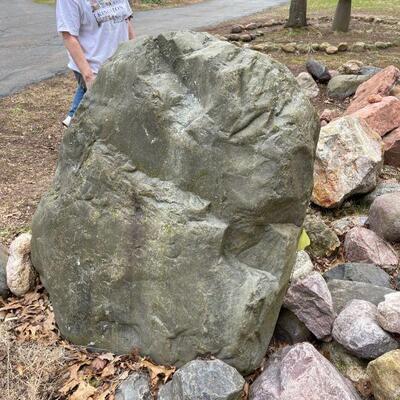 Landscaping Stones / boulder / Rocks (read description)