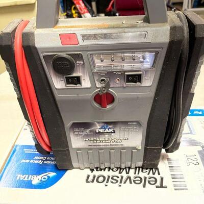 Peak portable power system 900