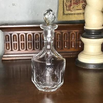 124 - Round Crystal Decanter 10.5" tall