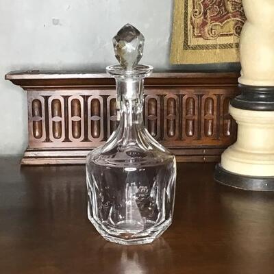 124 - Round Crystal Decanter 10.5" tall