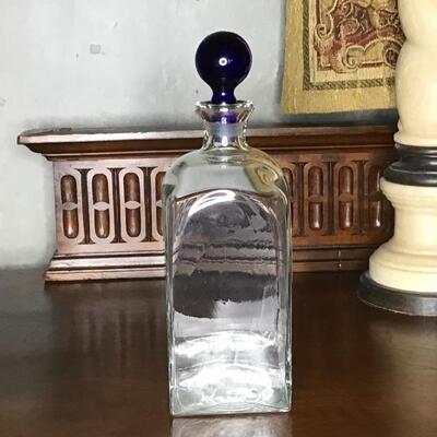127 - Square Glass Liquor Decanter