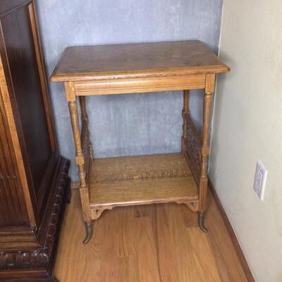 136 - Tiger Oak Side Table