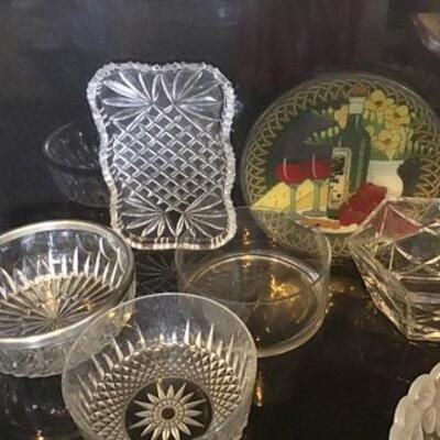 K113 - Lot of Various Glass Bowls