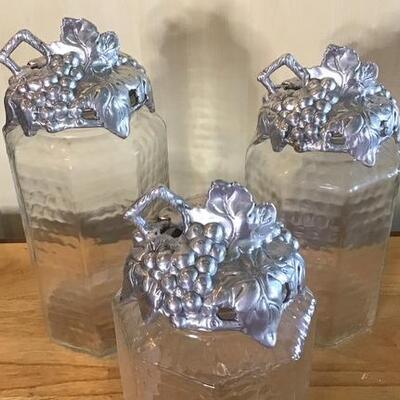 K123 - Fantastic 3 Pc. Arthur Court Canister Set