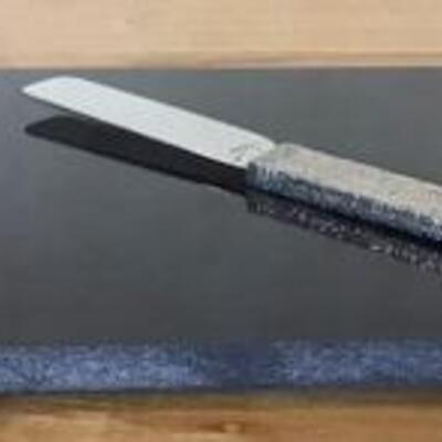 K125 - Michael Aram Cheese Board w/ Knife