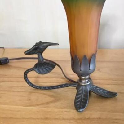 K182 - Hummingbird Glass Table Lamp