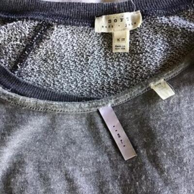 C105 - 10 Pc Clothing Lot