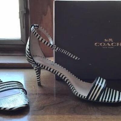 C113 - Coach Shoes w/ Box Size 8 M "Marci Stripey"