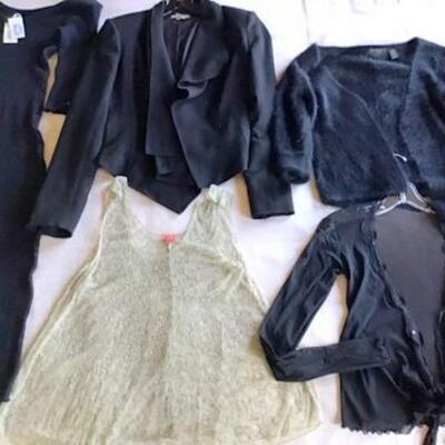 C116 - 5 Pc Clothing Lot - Bloomingdales Maxi Dress New with tags 