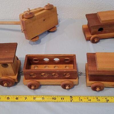 Lot 15: Vintage 5-Piece Handmade Wood Train Set