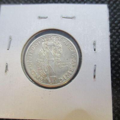 Lot 35 - 1930 Mercury Dime
